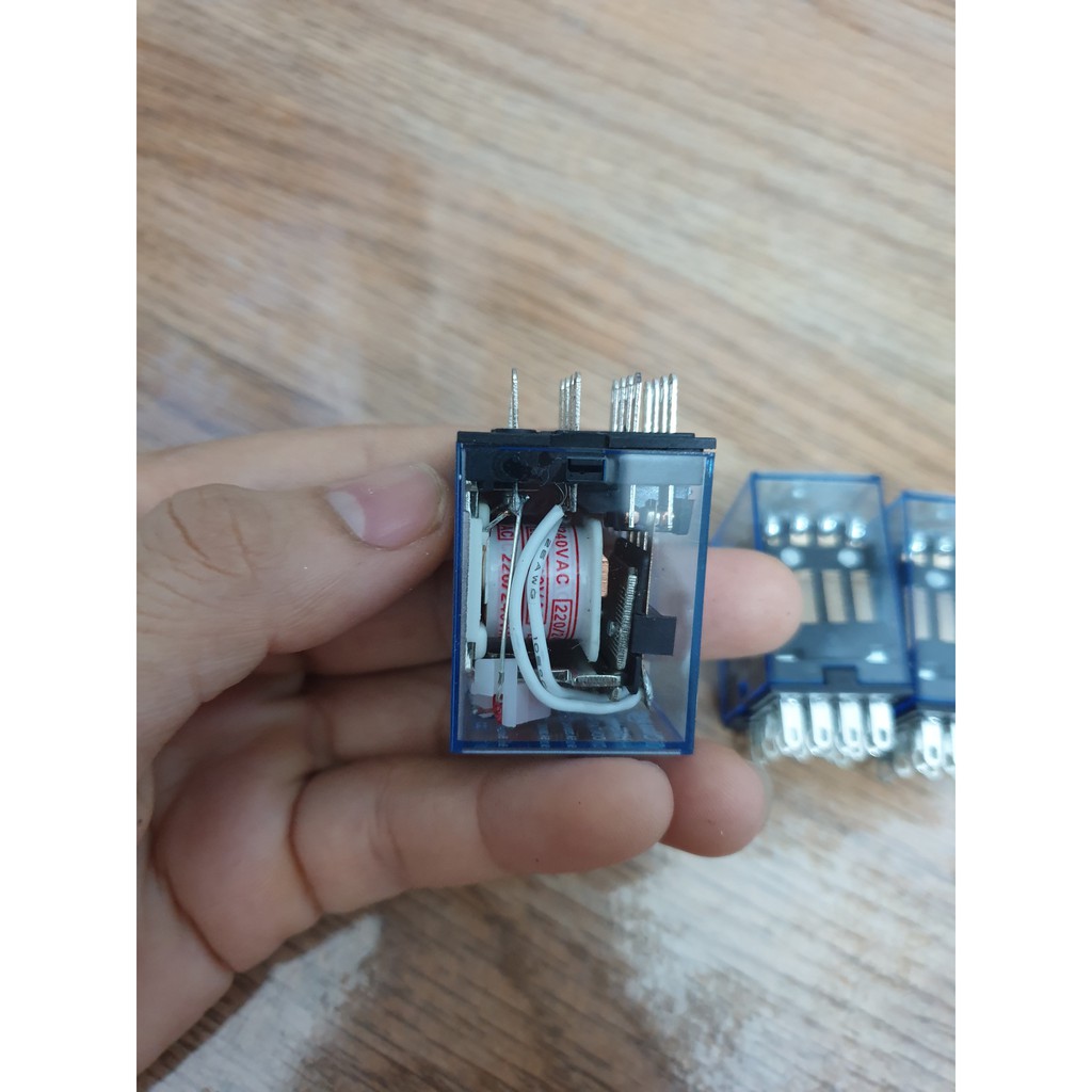 Rơ le 220V 14 chân MY4NJ relay kiếng