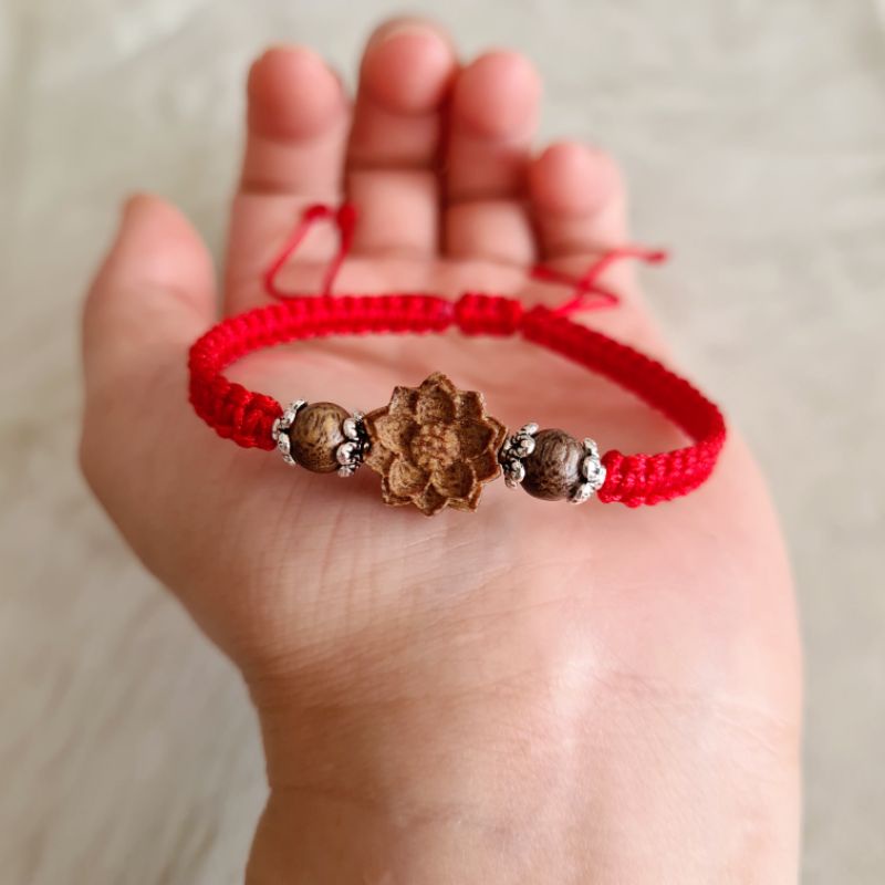 Vòng Chỉ Hoa Sen Trầm Hương - N27 | BigBuy360 - bigbuy360.vn