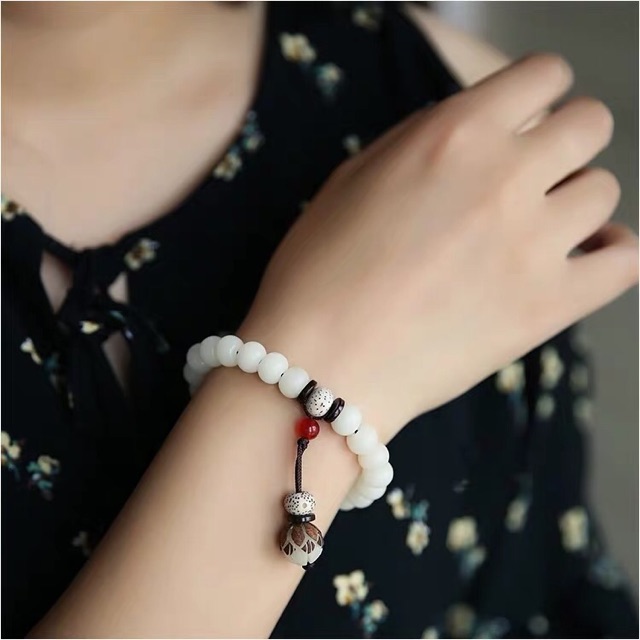 Vòng tay Bồ Đề Bạch Ngọc
