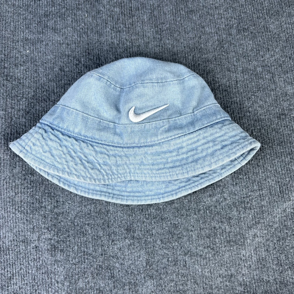 Nón bucket Jean tai bèo chữ thêu siêu đep.