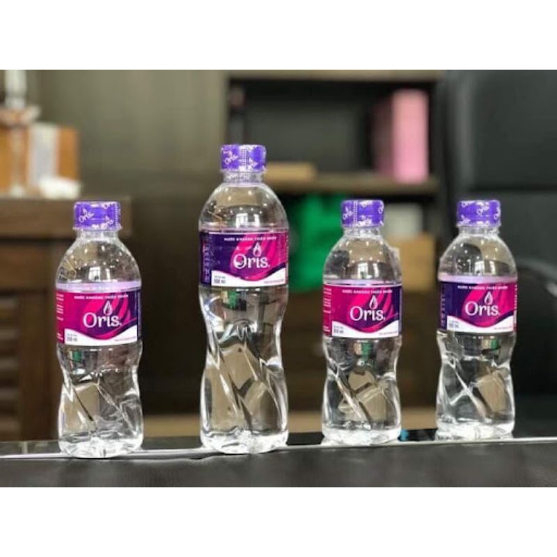 Thùng 24 chai nước khoáng oris 500ml của MEN VODKA