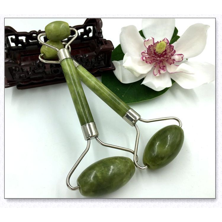 Con Lăn Ngọc Bích Massage Nâng Cơ Mặt - Dumi Shop