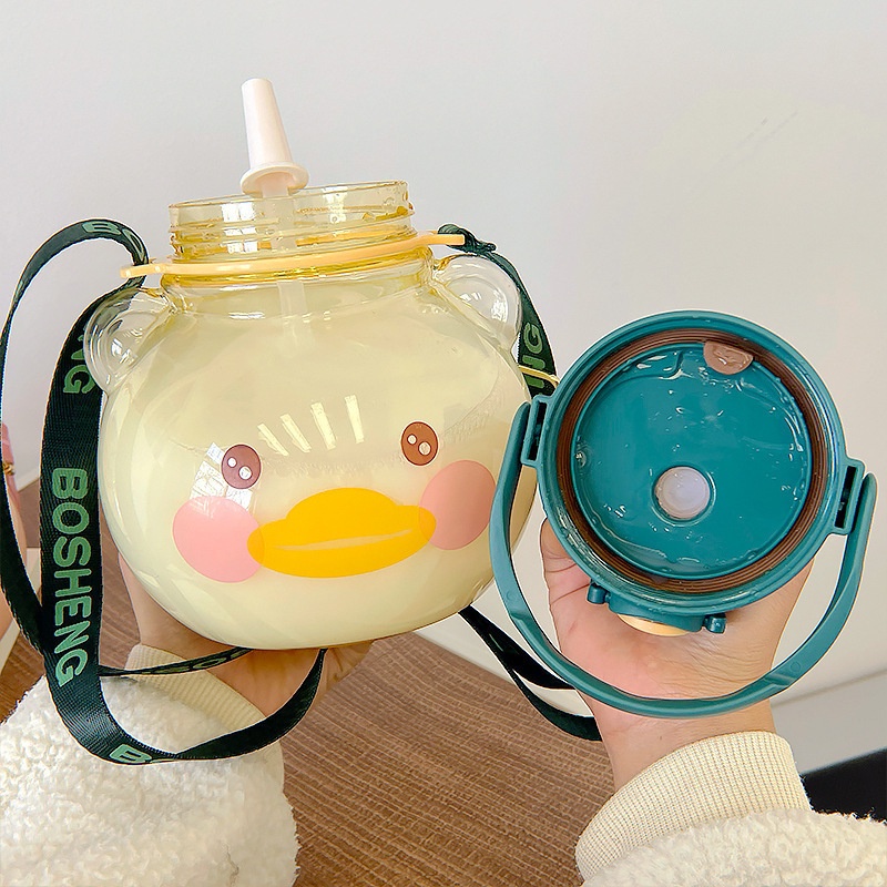 Bình nước hình gấu dễ thương có dây đeo quai sách dung tích lớn 1430 ml