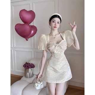 Đầm dự tiệc sang chảnh, thân áo mix nơ tay voan phồng