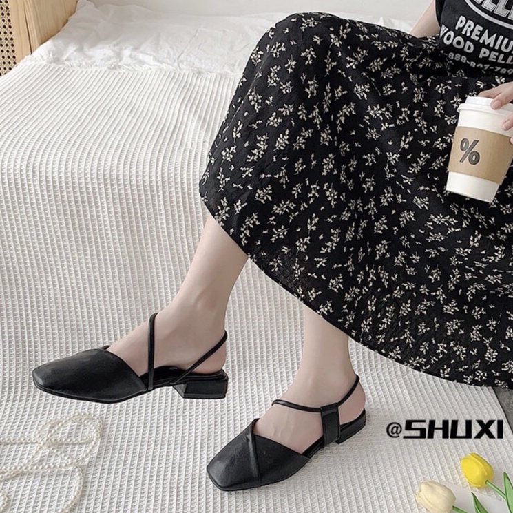 {HCM / CÓ SẴN} GIÀY SANDAL NỮ BÍT MŨI MÀU ĐEN DÂY CHÉO GIÀY THỜI TRANG CƠ BẢN SIZE 36