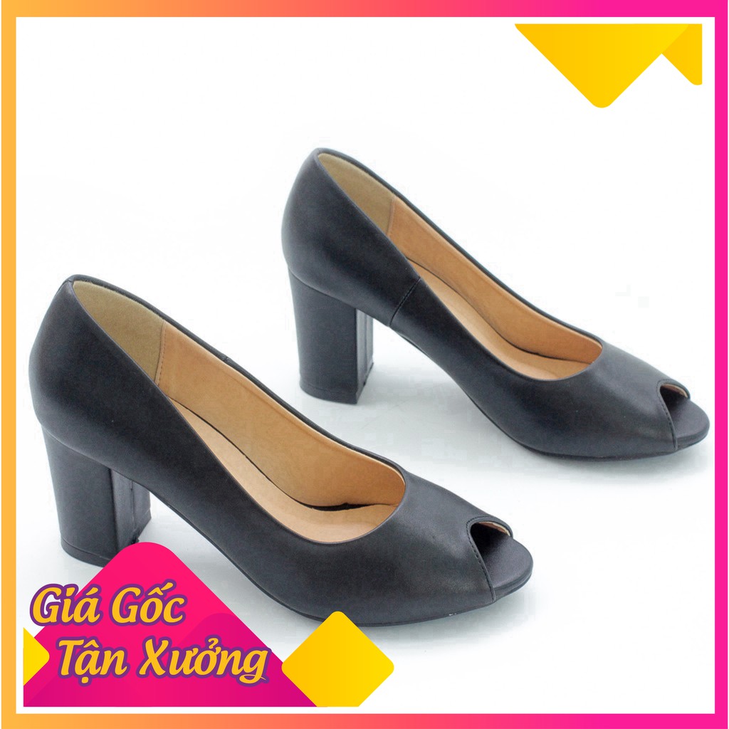 Giày Cao Gót 7cm Đế Vuông Hở Mũi Trơn Màu Nâu Pixie P289