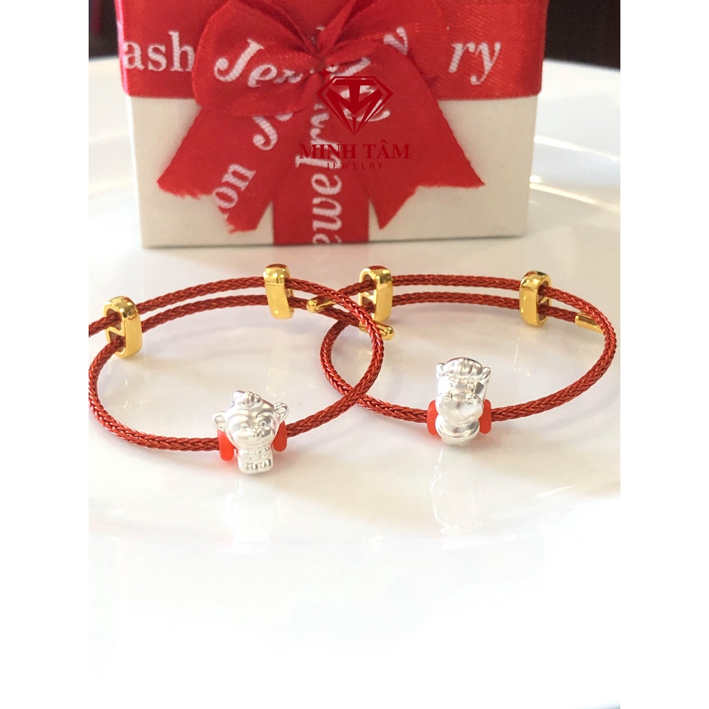 Vòng tay dây cước charm con giáp cho mẹ và bé