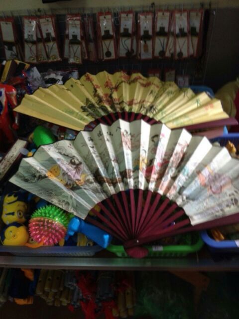 Sỉ 14k..Quạt công chúa đẹp