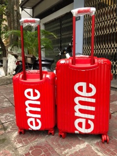 Set Vali supreme gồm sz 20 +24