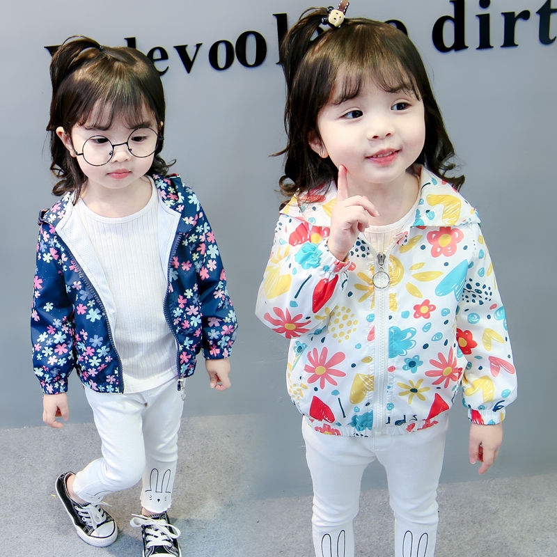 Áo khoác cardigan phong cách hợp thời trang cho bé gái