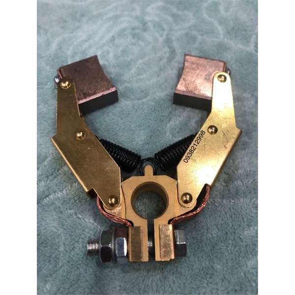 giá đỡ chổi Than đồng cầu trục 12.5 x32