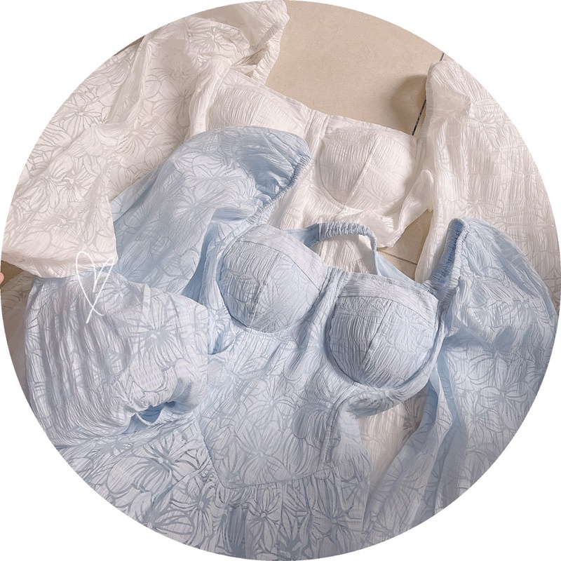 ĐẦM CÚP NGỰC HOA NỔI HỞ LƯNG TAY BỒNG DÀI