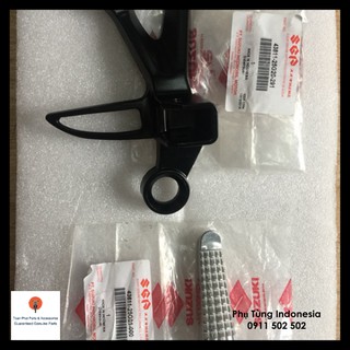 Bộ gác chân sau bên phải cho Raider/ Satria Fi NHẬP KHẨU CHÍNH HÃNG SUZUKI INDONESIA