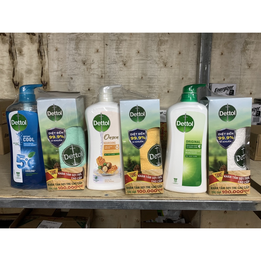 Sữa Tắm Dettol Diệt 99,9% vi khuẩn chai 950ml( tặng khăn tắm hoặc thố thuỷ tinh)