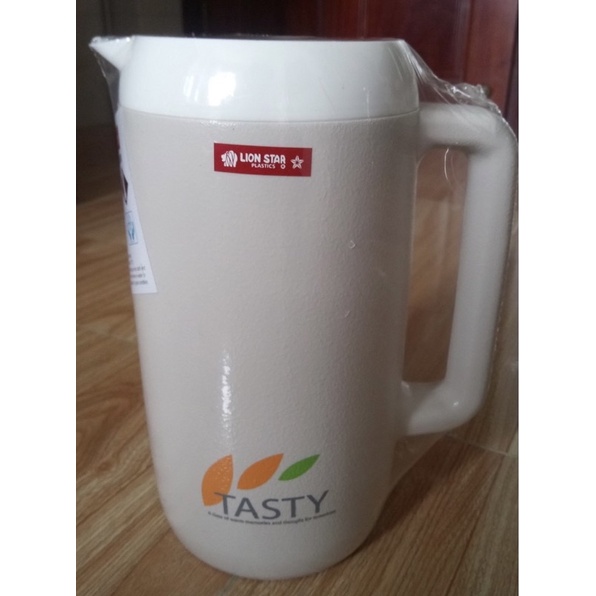Ca nhựa giữ nhiệt nhập khẩu từ Indonesia Tasty K-7 - 1.7L lion star - giao màu ngẫu nhiên