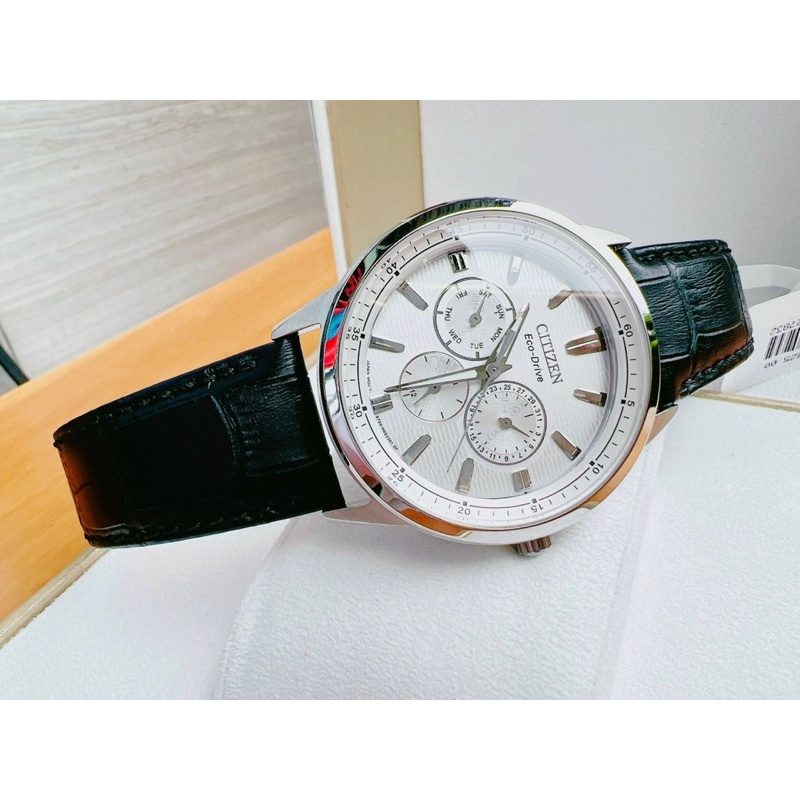 Đồng hồ nam Ci-ti-zen BU Eco-drive