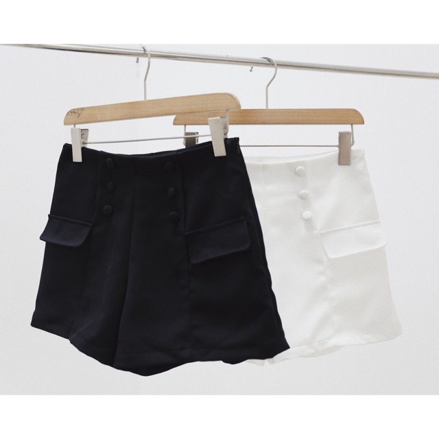 Button shorts