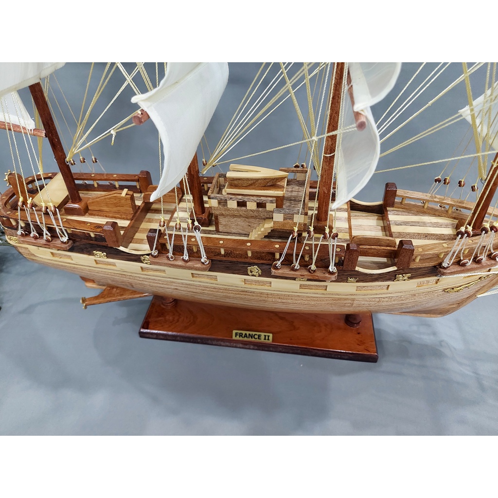 Mô hình thuyền gỗ France II- 55cmx40x10cm - Phong thủy chở tài lộc vào nhà