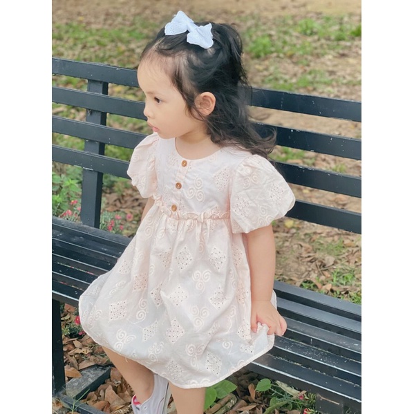 Váy Lennco ren hồng 3 khuy cho bé gái