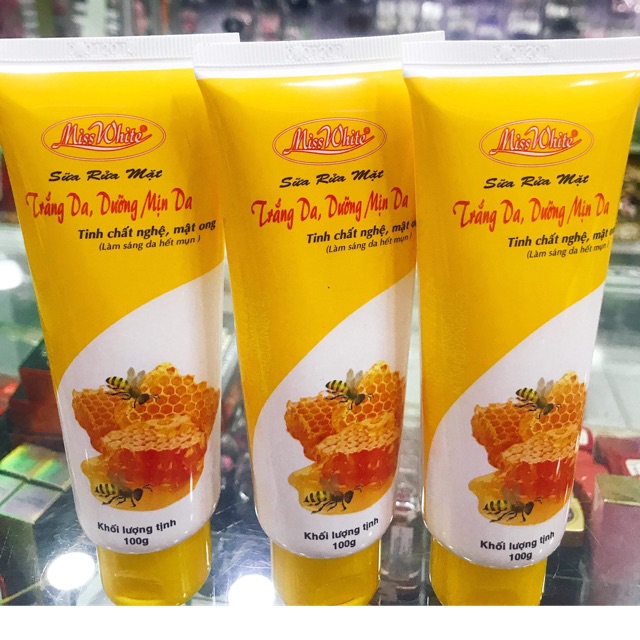 SỮA RỬA MẶT TRẮNG DA , DƯỠNG MỊN DA MISS WHITE