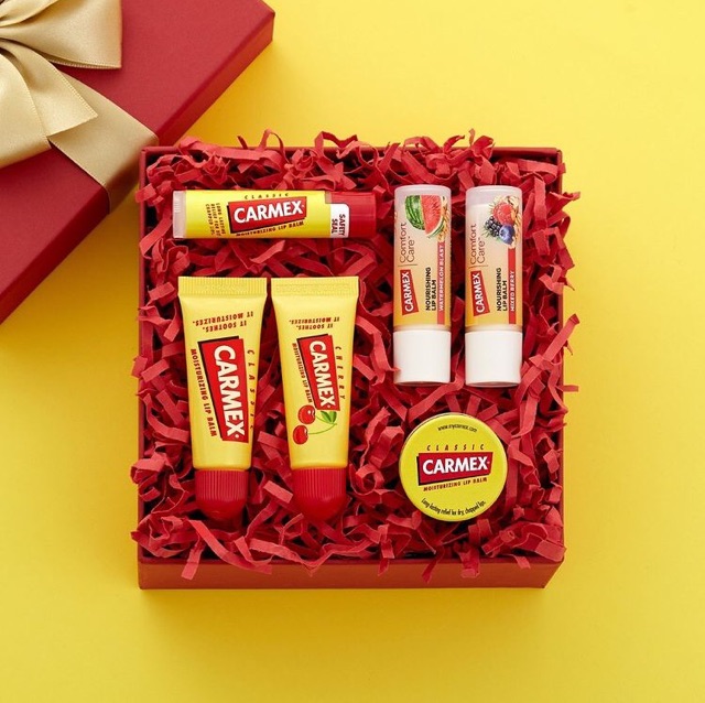 Son dưỡng môi Carmex Classic Lipbalm