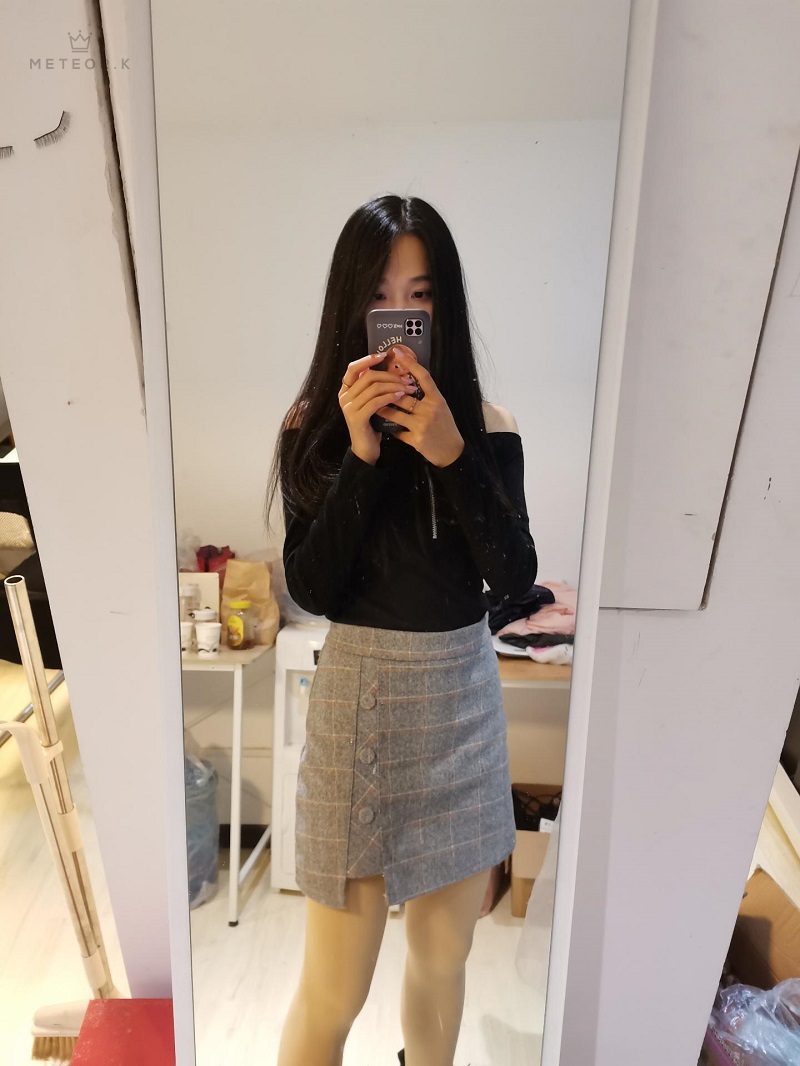 Chân váy họa tiết kẻ ca rô trẻ trung hợp thời trang cho nữ | BigBuy360 - bigbuy360.vn