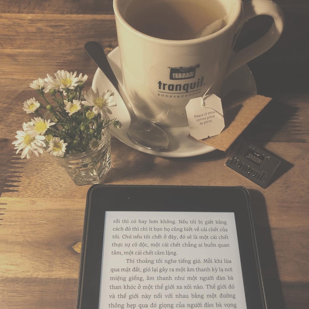 Máy đọc sách Kindle Paperwhite 3 (7th) Kindle PPW3 có đèn nền với màn hình 6'' 300PPI, bộ nhớ 4/32GB | BigBuy360 - bigbuy360.vn