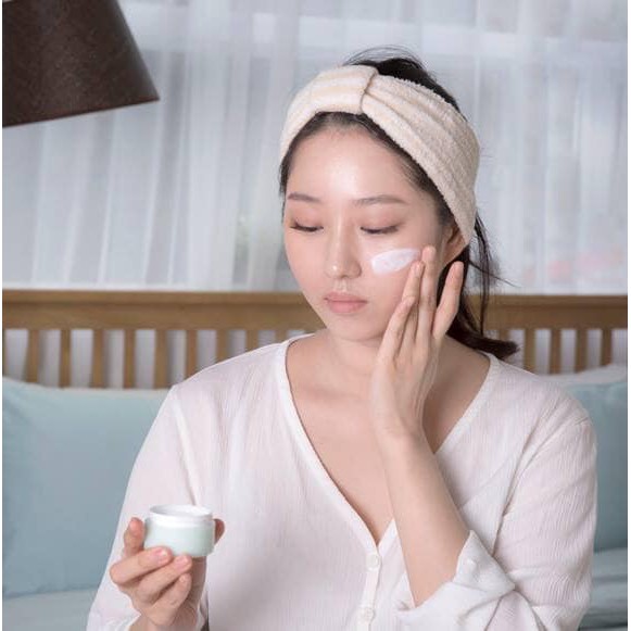 Kem dưỡng lót kiểm soát nhờn Innisfree No - Sebum Powder Cream 3in1 | BigBuy360 - bigbuy360.vn