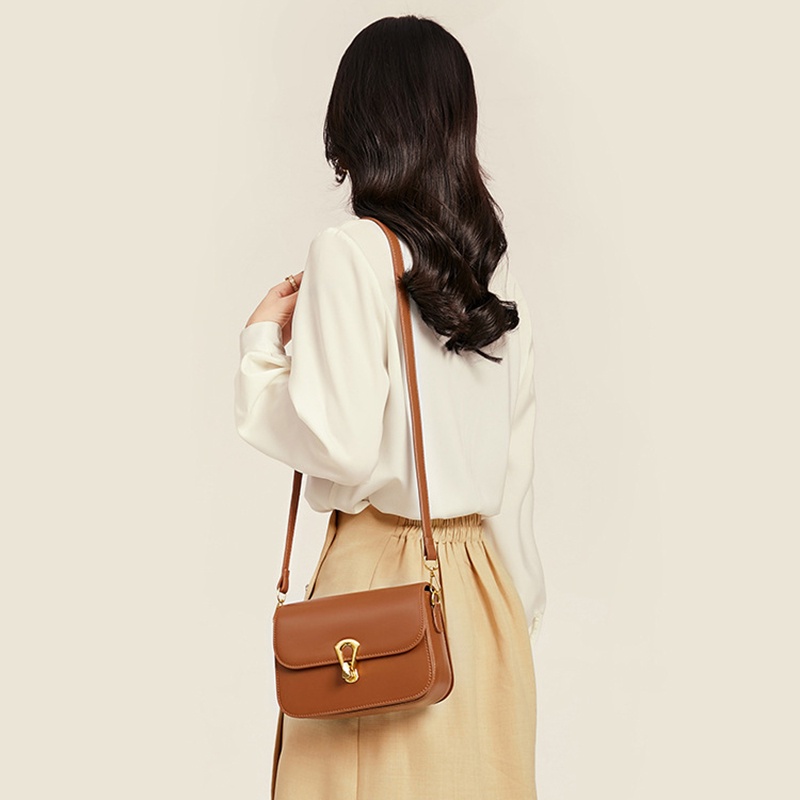 Túi Đeo Vai Hình Vuông Cỡ Nhỏ Có Khóa Gài Họa Tiết Giọt Nước Cổ Điển Thời Trang Cho Nữ