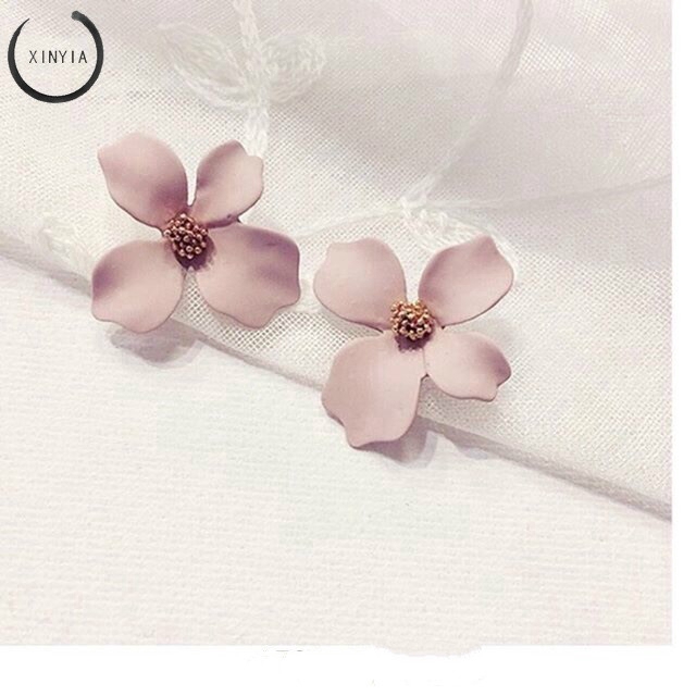 Khuyên tai hình hoa thời trang Hàn Quốc