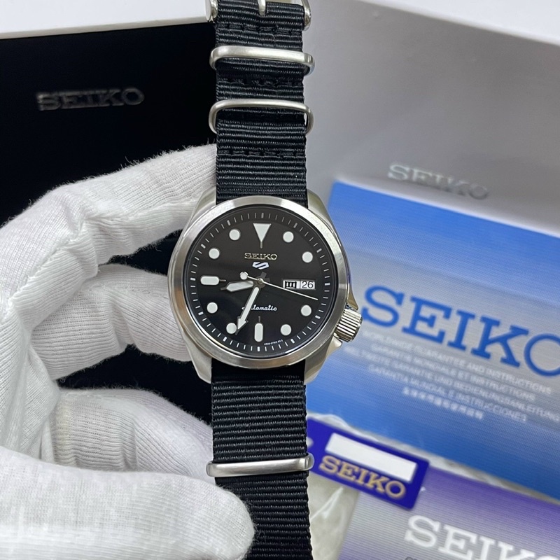 ĐỒNG HỒ NAM SEIKO 5 SPORT AUTOMATIC 2020 , DÂY NATO MÀU BALCK-ĐEN , SRPE67K1