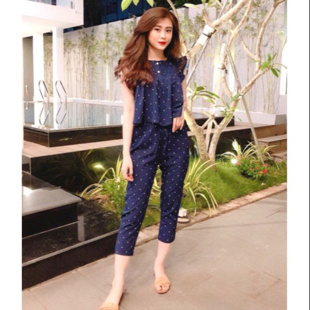 Đồ bộ chấm bi nhúng ngực