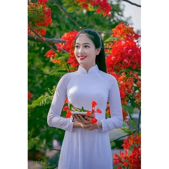 Áo dài trắng học sinh, áo dài kỷ yếu Dĩ An Bình Dương