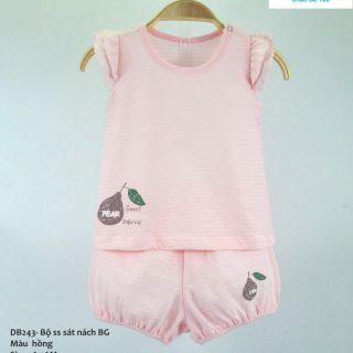 Dokma bé gái cực cute mẹ ơi!