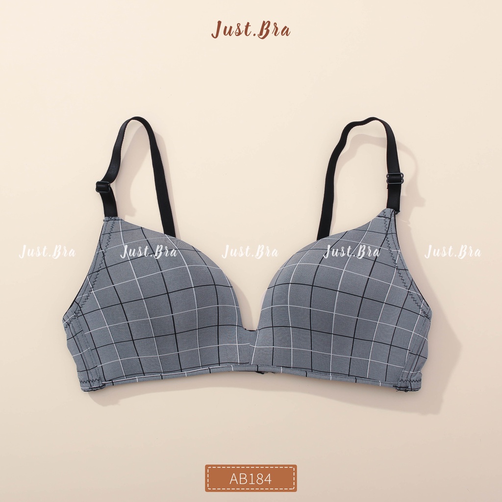 Áo ngực Just Bra họa tiết kẻ caro đặc biệt, mút vừa êm ái AB184