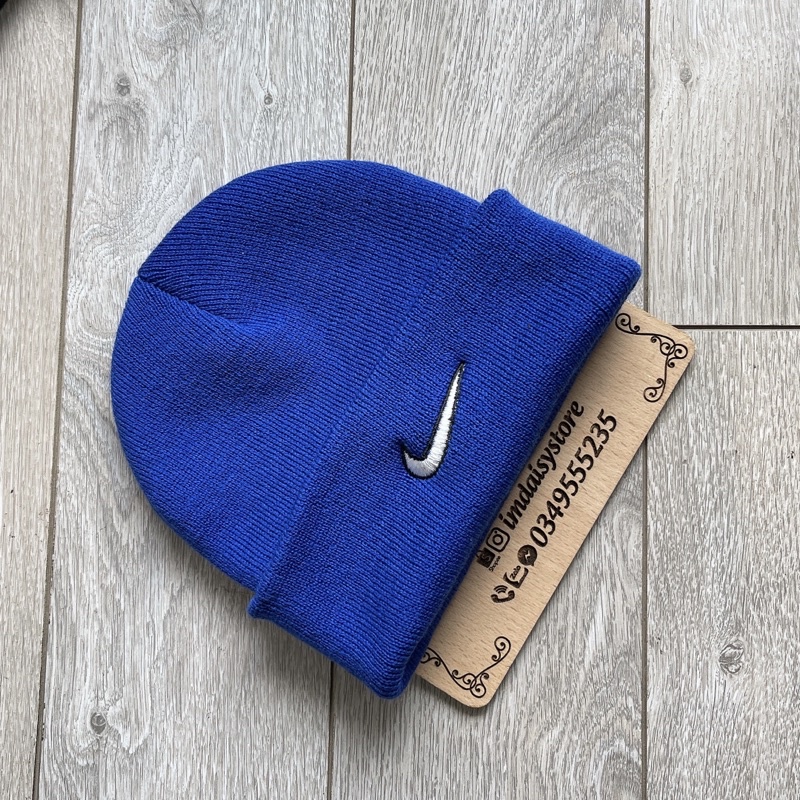 Mũ beanies len thêu logo Nike