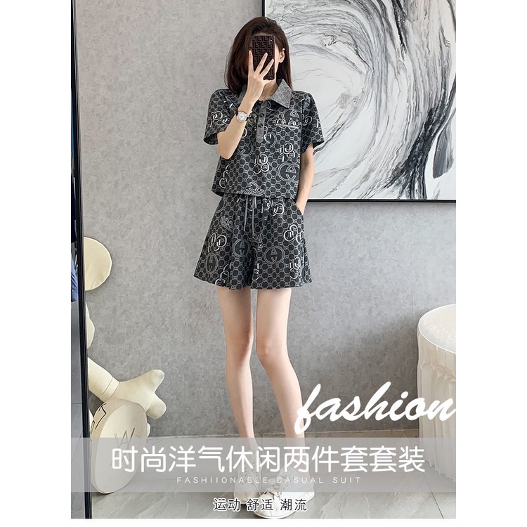 European shorts sports leisure suit women's summer 2022 new short-sleeved fashion high-end light mature temperament two-piece fashion