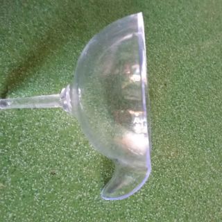 1 CHIẾC LY MỎ VỊT (THÁP LY SAMP)