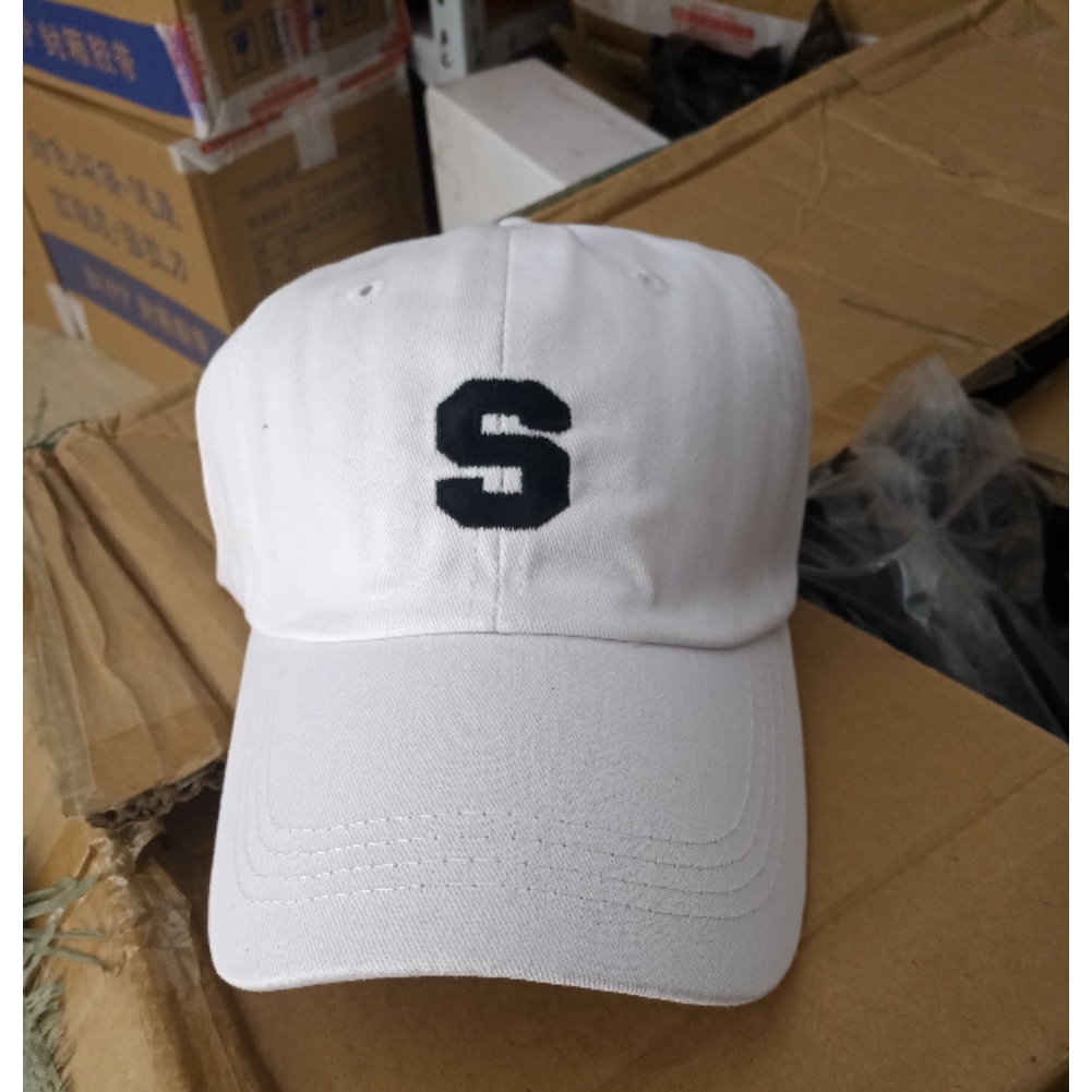 Fashionable and classic style cap for both men and women