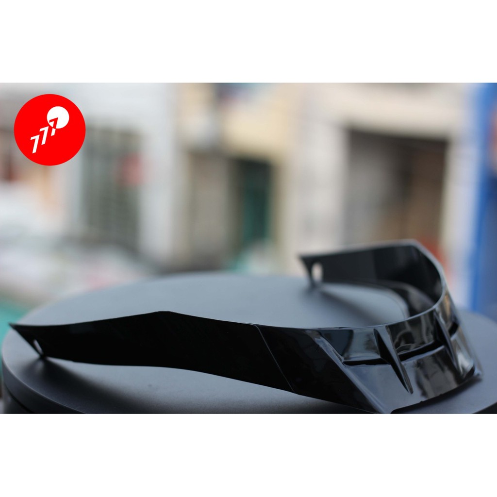 Đuôi gió gắn nón Fullface