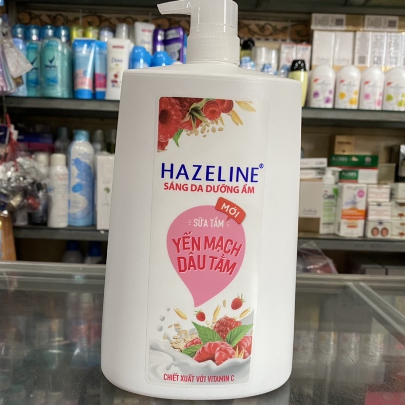 Sữa tắm trắng da Hazeline Yến mạch và dâu tằm 1.2kg