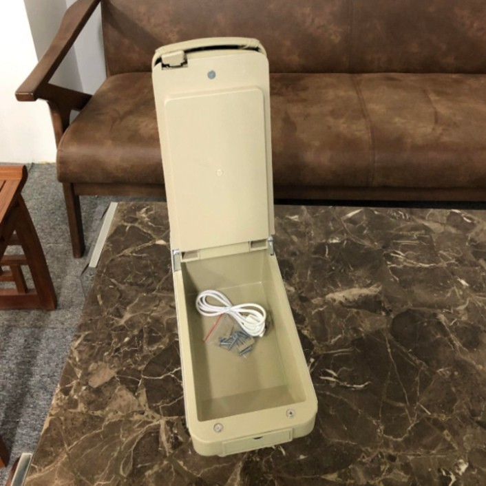 Sản Phẩm Hộp tỳ tay ô tô, xe hơi cao cấp DUSB-SZK tích hợp 7 cổng USB dùng cho xe Suzuki Swift: Màu Đen và Be .