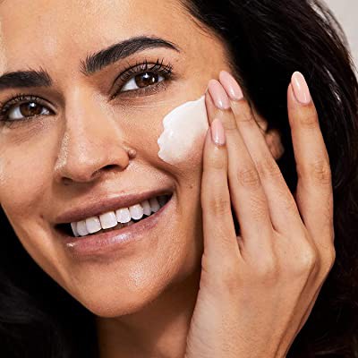 Kem dưỡng da Đêm Olay Regenerist Retinol 24 cấp ẩm chống lão hóa