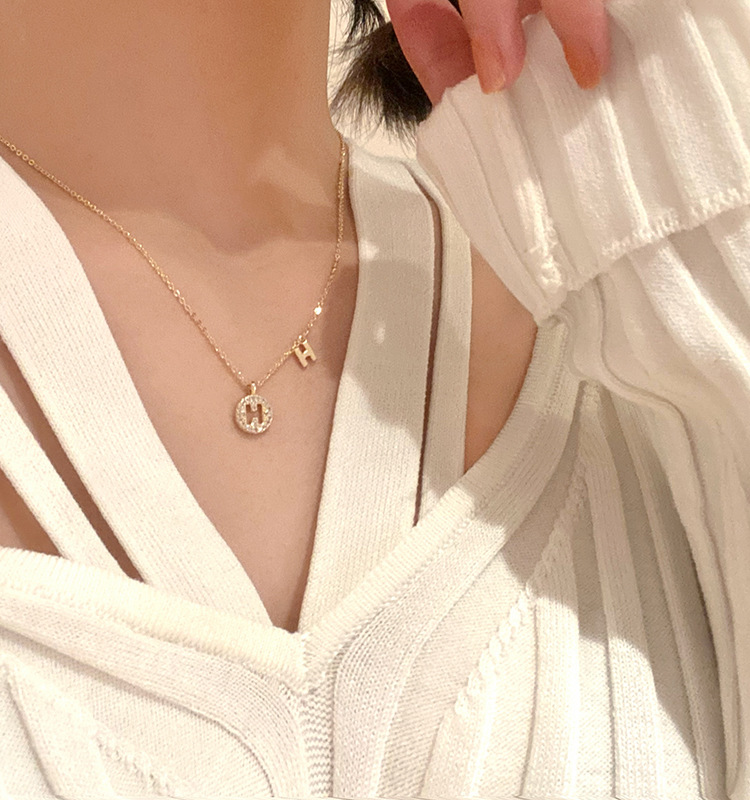 Vòng cổ Chữ H Sang Trọng Cho Nữ