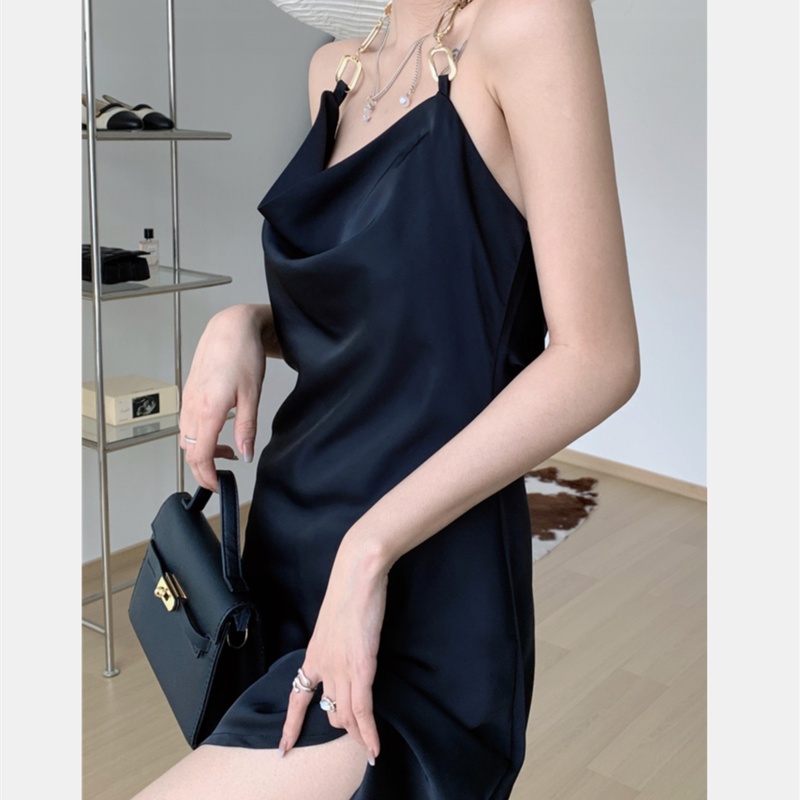 Đầm Dây Hở Lưng Thiết Kế Quyến Rũ Hợp Thời Trang