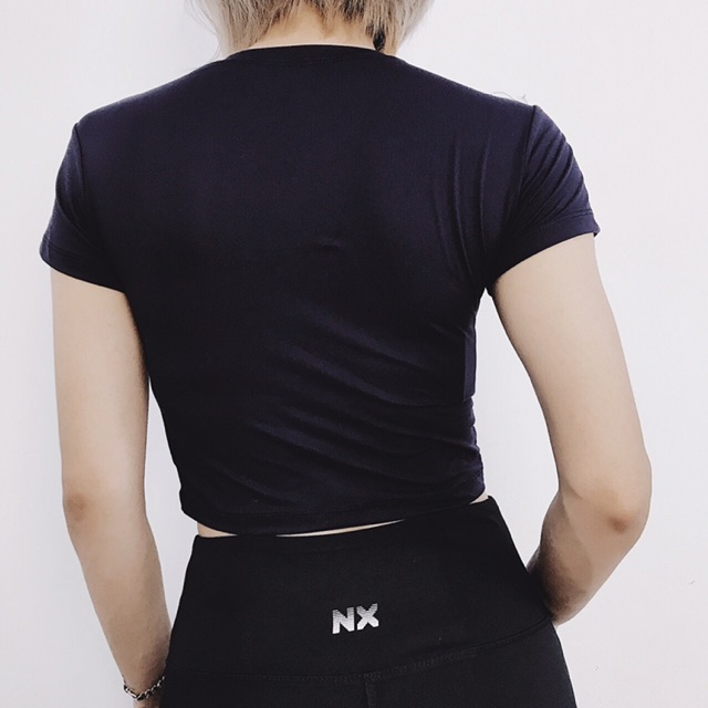 Áo croptop tay ngắn. Mẫu mới của NX