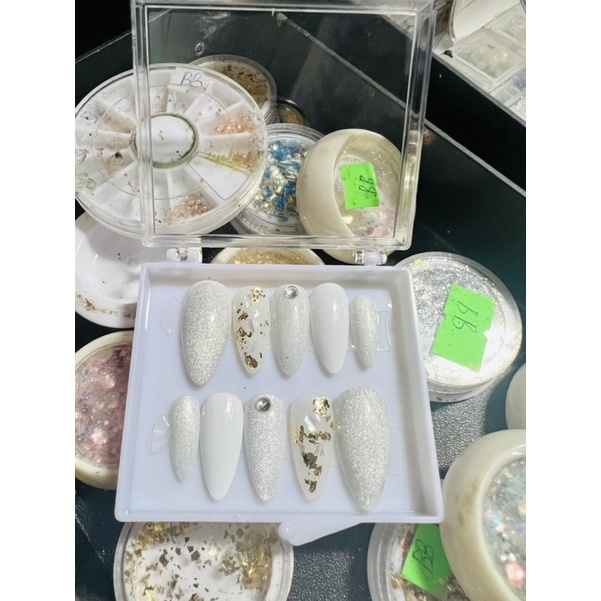 Nail box thiết kế ẩn xà cừ tặng kèm keo và dũa