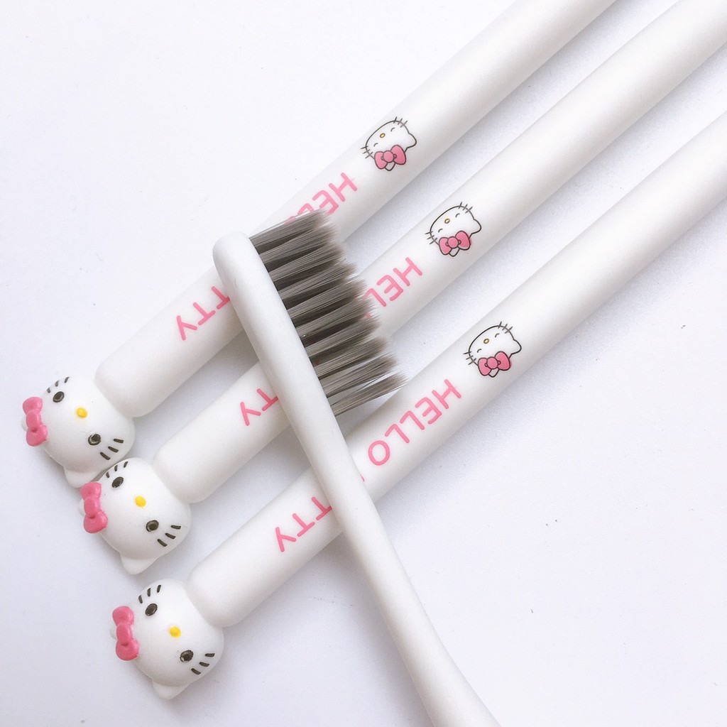 Bàn chải đánh răng than tre sợi mềm Hello Kitty kèm ống đựng