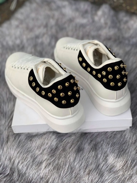 Giầy nam Mcc queennnn gót đinh siêu đẹp | BigBuy360 - bigbuy360.vn