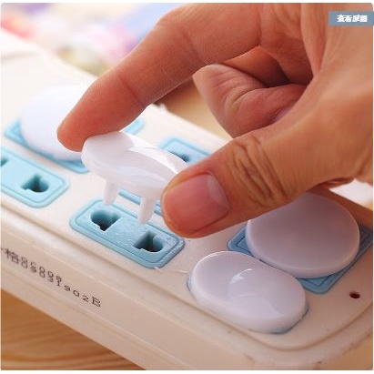 Nút bịt ổ điện 2 chân an toàn cho bé ( sỉ 500d)